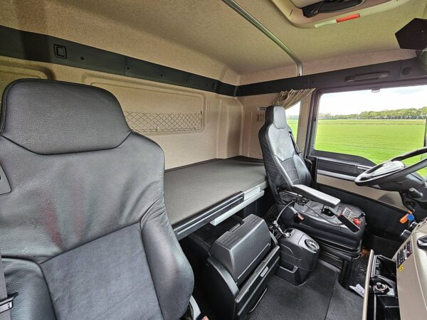 M.A.N. - 26.640 TGX 6X4 STEEL INTARDER – Image 13