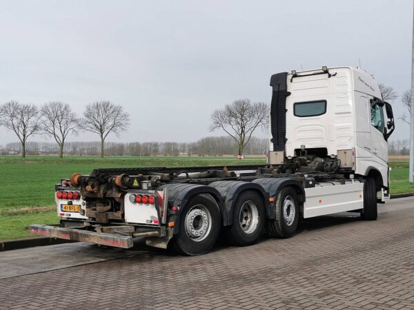 VOLVO - FH 540 8X2 TRIDEM 10T FA – Image 4
