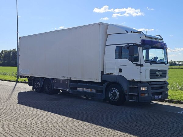M.A.N. - 26.440 TGA LX 6X2 SIDE DOORS – Image 3