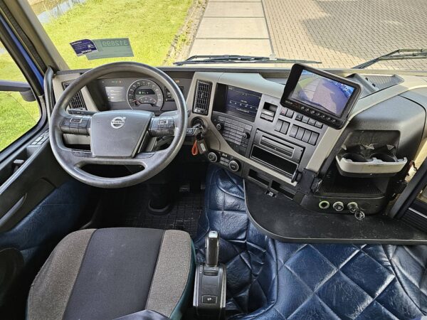 VOLVO - FM 420 GLOBE D13 469TKM – Image 6