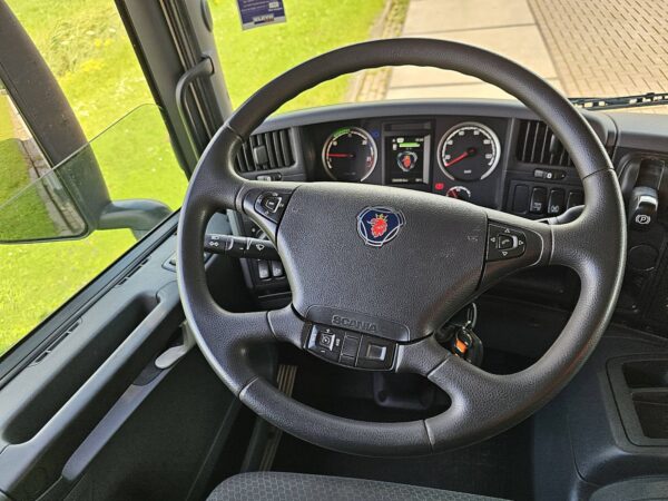 SCANIA - P250 MNB TAILLIFT 336 TKM – Image 9