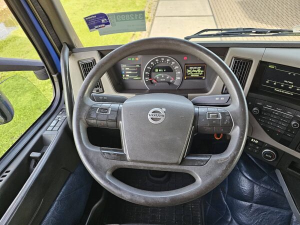 VOLVO - FM 420 GLOBE D13 469TKM – Image 9