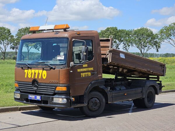 MERCEDES-BENZ - ATEGO 815 MANUAL 3 WAY TIPPER – Image 11